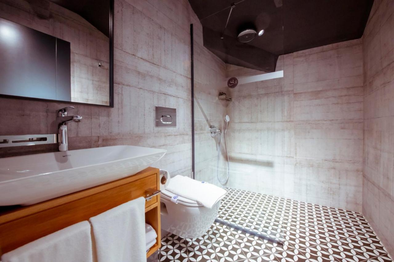 S3 King Residence Фетие Екстериор снимка